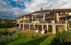 HOTEL INTERNATIONAL****